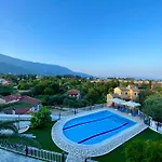 Thomas * Dassia (Corfu)
