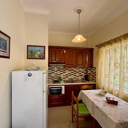 Thomas Apartment *