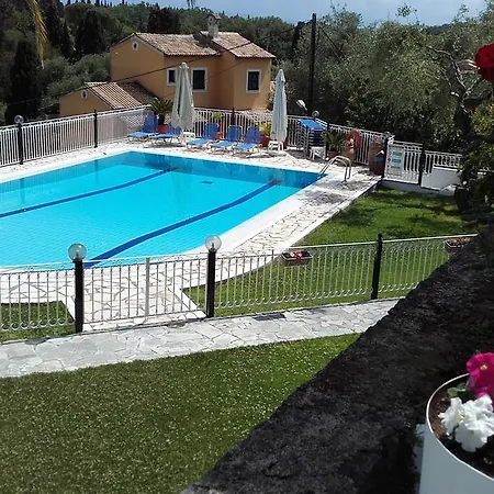 Thomas Apartment Dassia (Corfu)